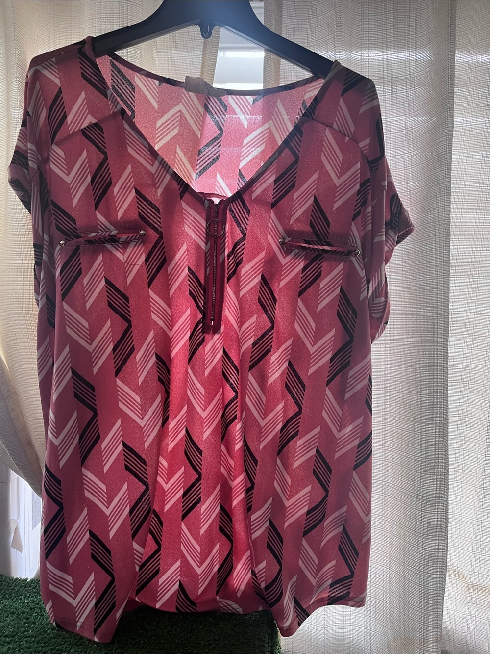 Geometric Zip-Front Blouse in Rose Pink